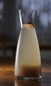 Ripe_Water_kefir_(also_known_as_Tibicos),_after_2_days