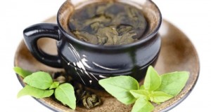 Зелениот чај на врвот на листата на најздрави лековити пијалоци
