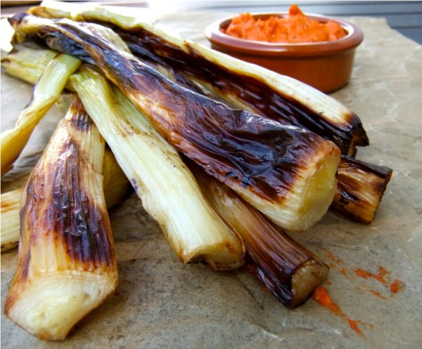 grilled-onion-600x497