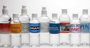 Пиете флаширана вода – проверете го дното на шишето !