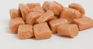 Домашни бонбони кои ја отстрануваат болката во грлото